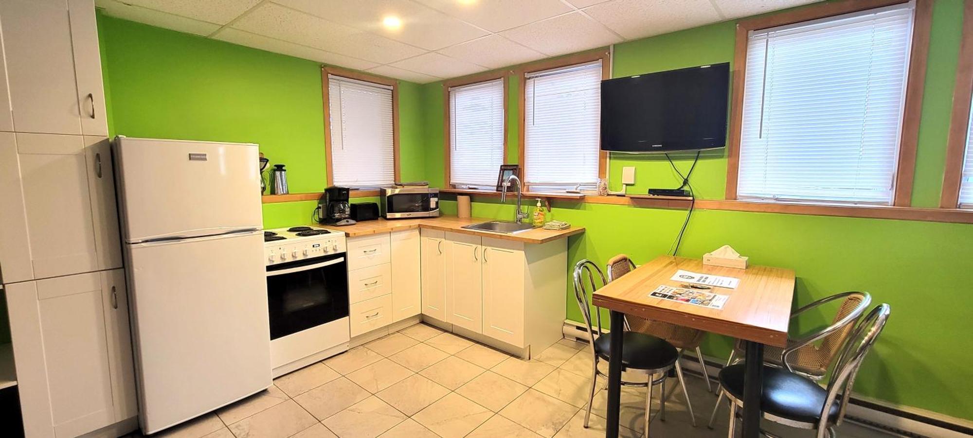 Aux 4 vents - Auberg'Inn Carleton-sur-Mer Kamer foto